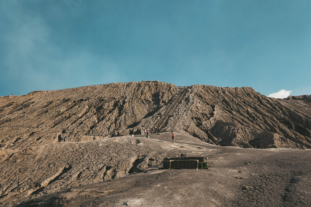 Stufen zum Vulkan Bromo